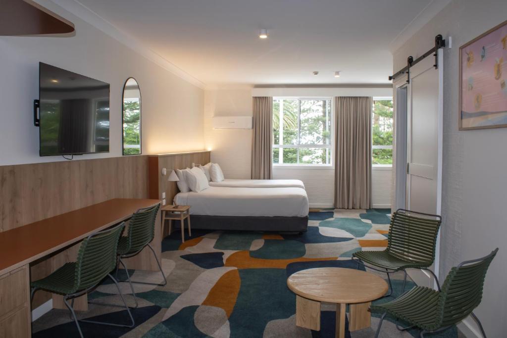 Seabreeze Beach Hotel