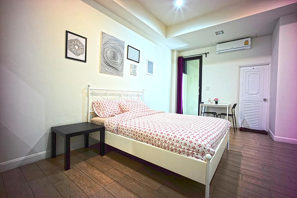 Двухместный (Номер с кроватью размера «queen-size» и балконом), Апарт-отель 26 bed and coffee