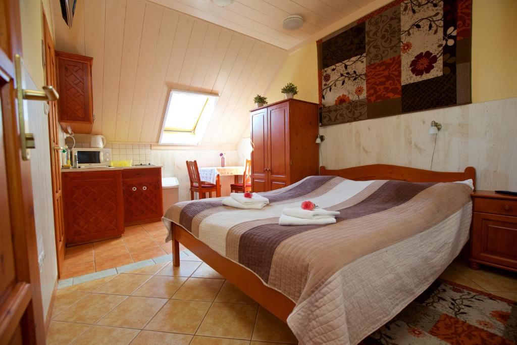 Студио (Номер-студио), Royal Apartman