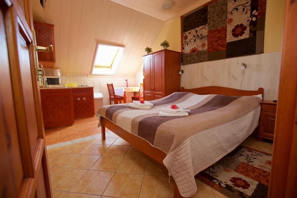 Студио (Номер-студио), Royal Apartman