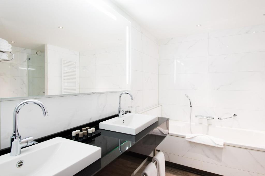 Четырехместный (Роскошный четырехместный номер), Van der Valk Hotel A4 Schiphol