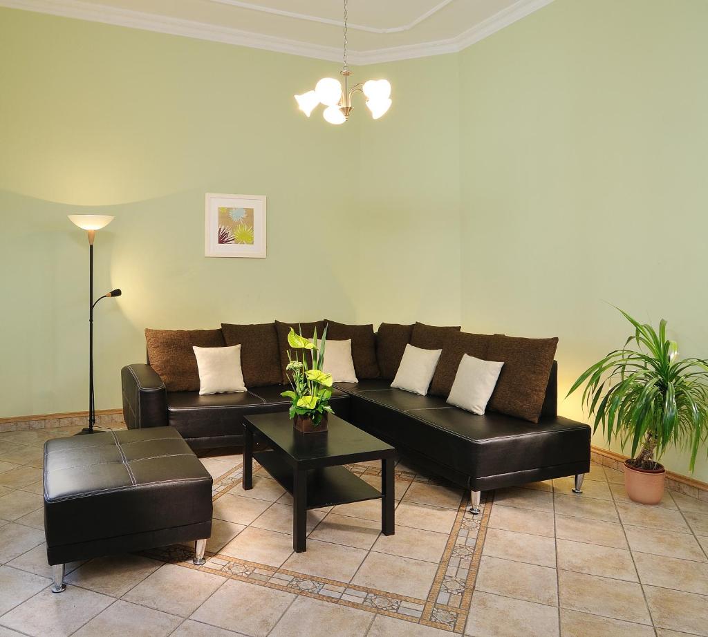 Апартаменты (Апартаменты с 2 спальнями), Baross City Hotel - Budapest