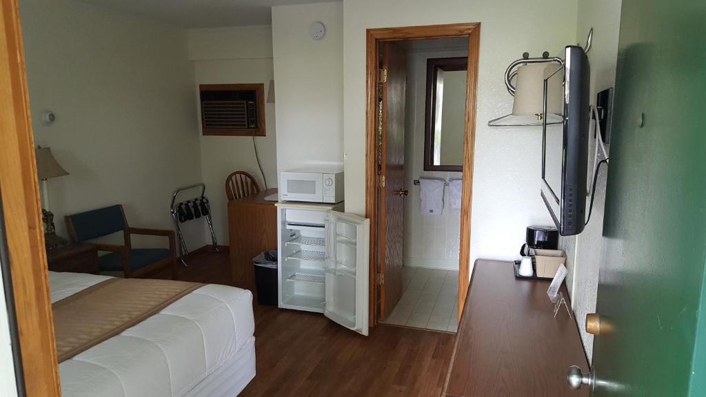 Budget Host Inn photo 3