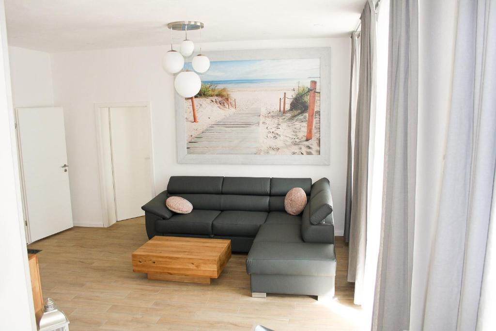 Ferienwohnung im Ostseebad Göhren in Strandnähe, Kurhaus Nordstrand,Nähe Binz und Sellin photo 2
