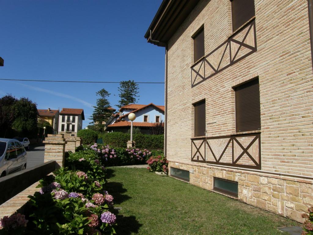 Apartamentos la Marina photo 2