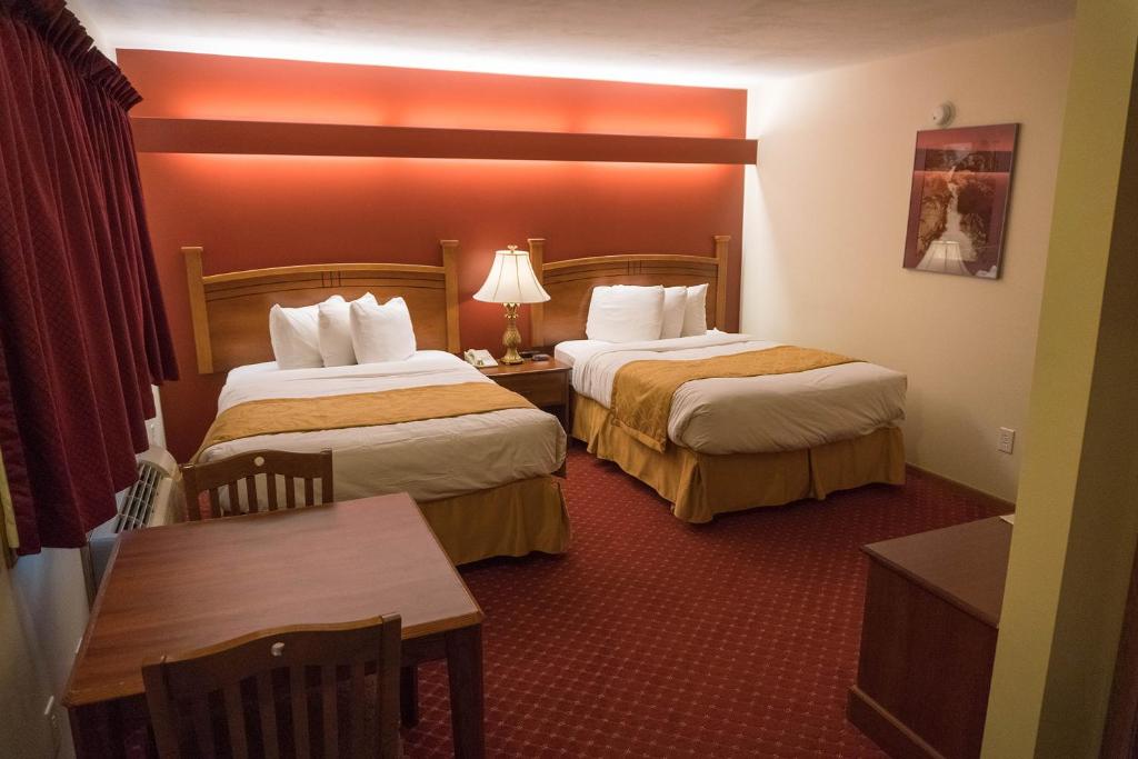 Shepherd Mountain Inn image