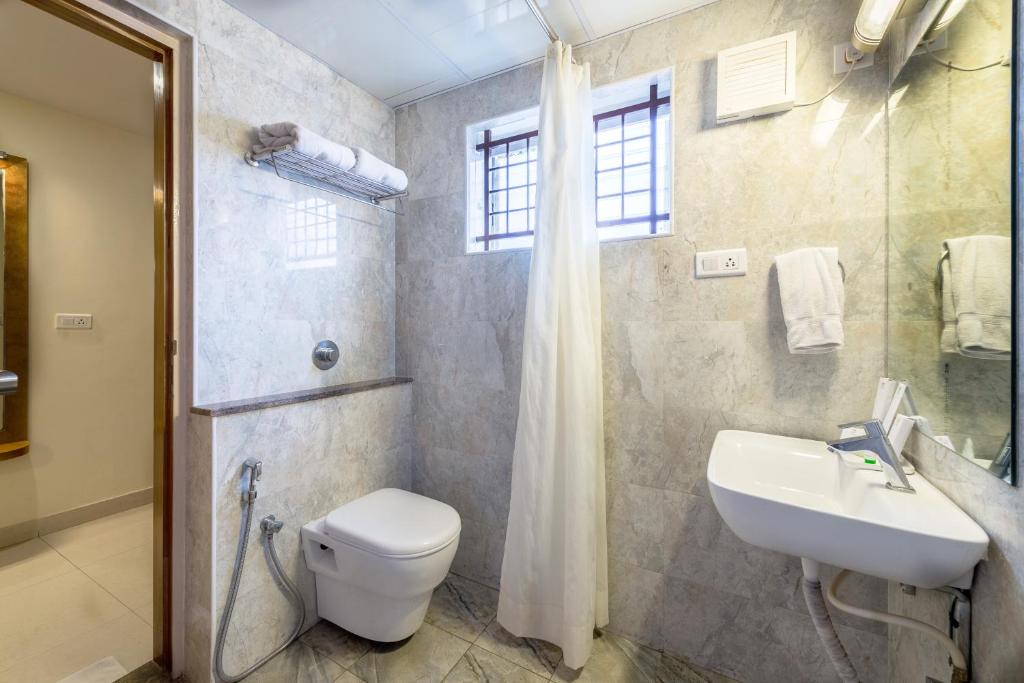 Двухместный ([Sanitized] Standard  Double Room), Treebo Akshaya Lalbagh Inn