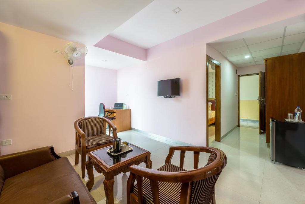 Двухместный ([Sanitized] Deluxe Double Room), Treebo Akshaya Lalbagh Inn