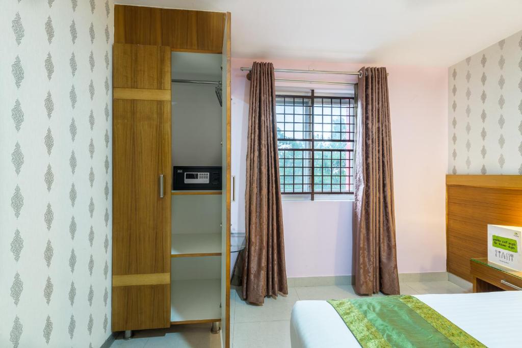 Двухместный ([Sanitized] Deluxe Double Room), Treebo Akshaya Lalbagh Inn