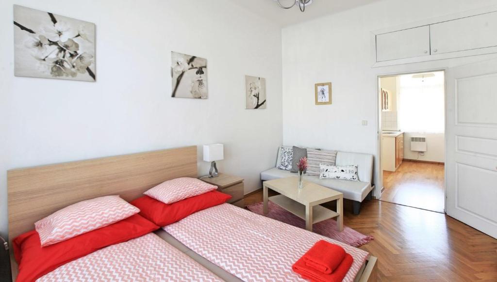 Апартаменты (Апартаменты с 1 спальней), Апарт-отель Angel City