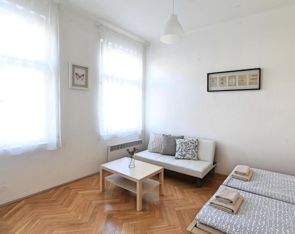 Апартаменты (Апартаменты с 1 спальней), Апарт-отель Angel City