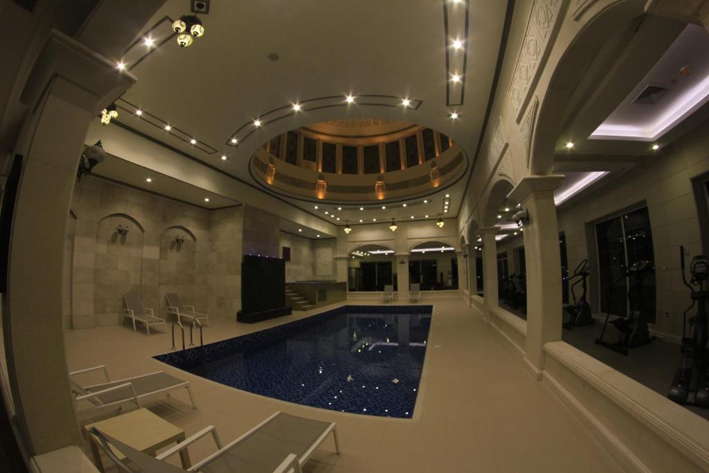 Adams Hotel photo 4