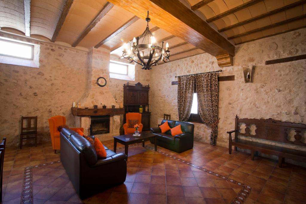 Casa Rural Casona la Beltraneja photo 4