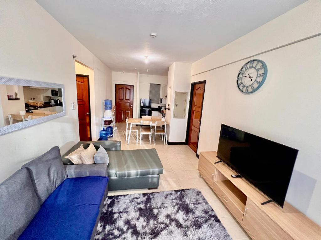 3 Bedroom Spacious Davao Condo - Tap to explore photos