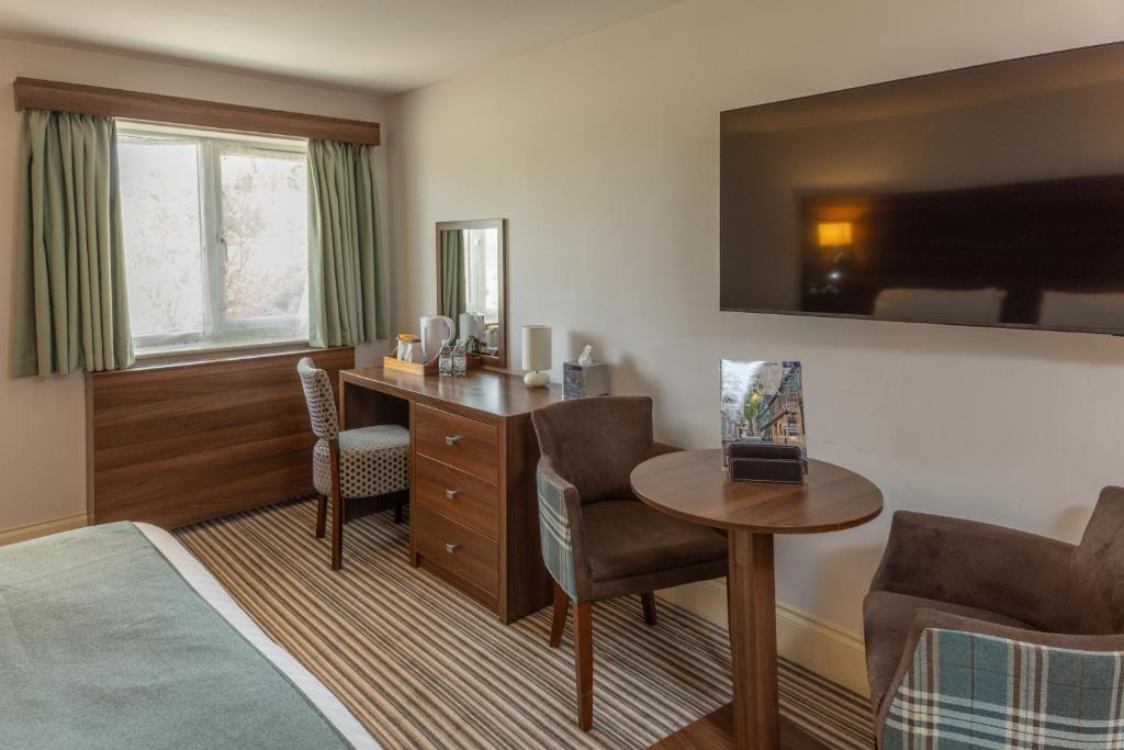 Best Western Brome Grange - Tap to explore photos