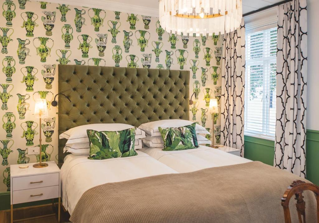Cape Cadogan Boutique Hotel - Tap to explore photos