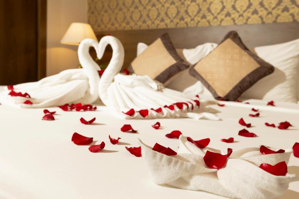 Luxor Boutique Hotel Phu Quoc - Tap to explore photos