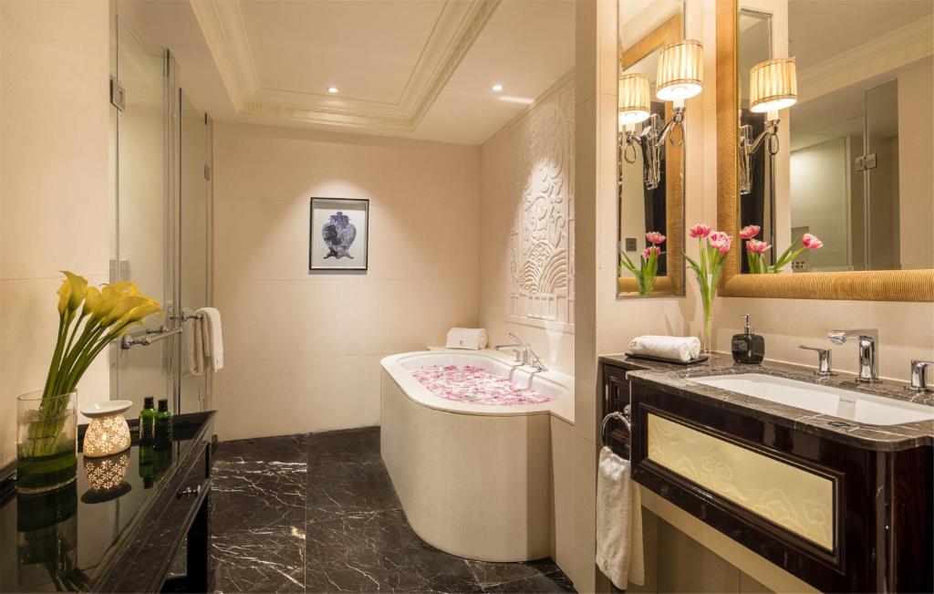 Двухместный (Premium Double Room with 1 Free Coffee), The Pury Hotel