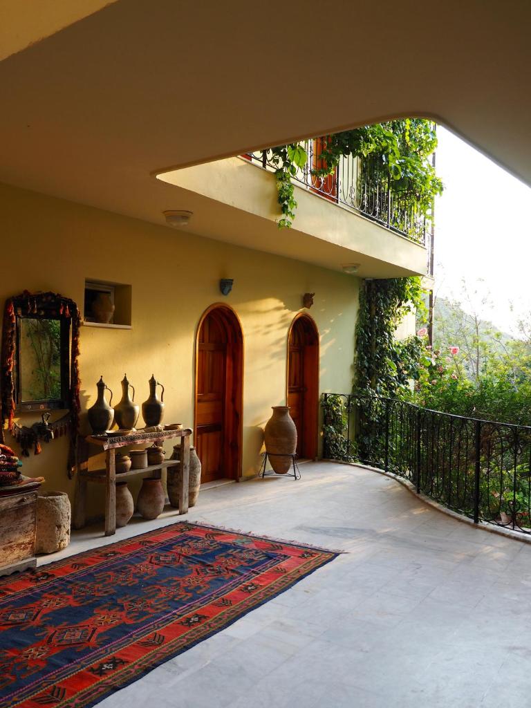 Emel Pension photo 1