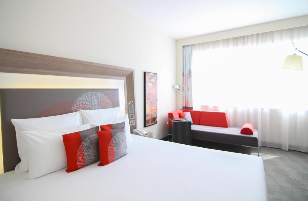 Двухместный (Улучшенный двухместный номер с 1 кроватью), Отель Novotel World Trade Centre Dubai