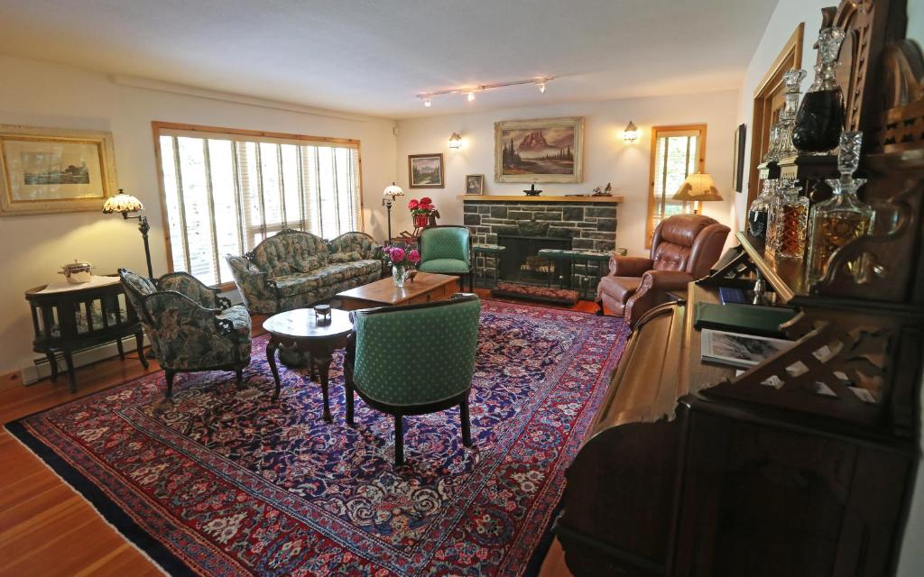 Beaujolais Boutique B&B at Thea's House photo 3
