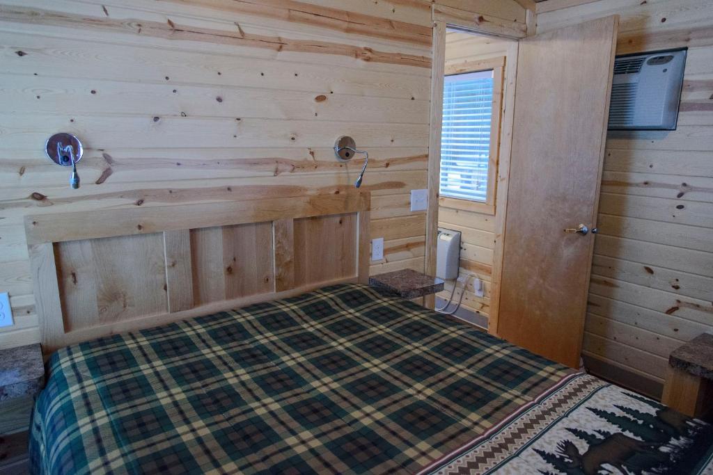 Leavenworth Camping Resort Cottage 7 photo 3