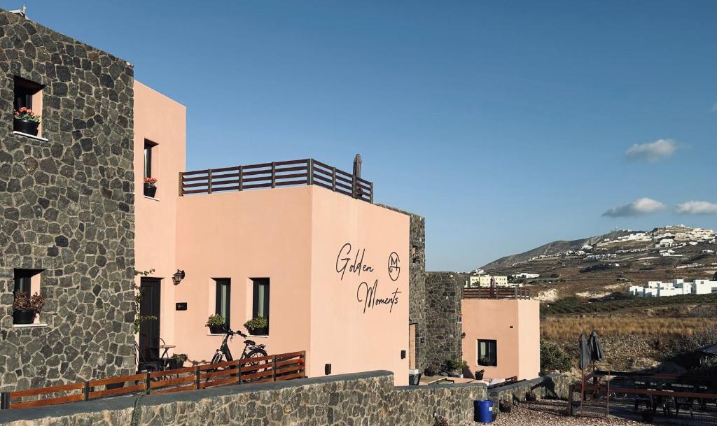 Golden moments Luxury Stone Villas A, Santorini