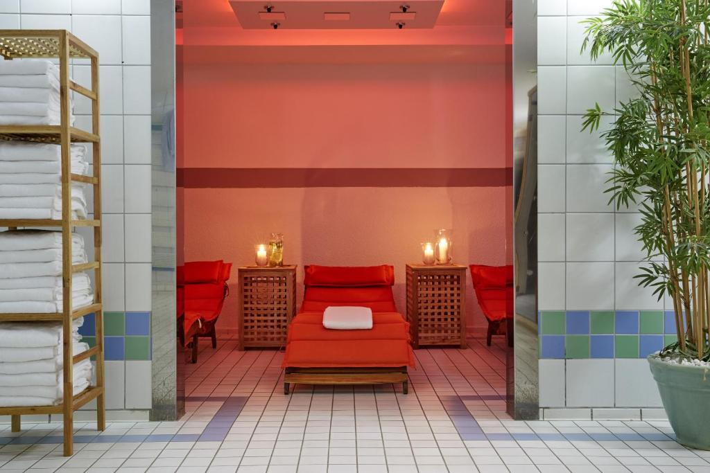 H+ Hotel Köln Hürth photo 4