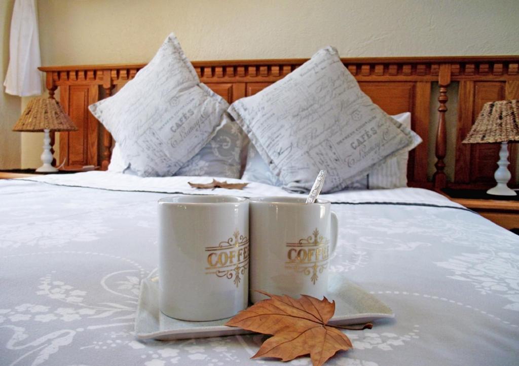 Autumn Breeze Manor Guest House photo 3