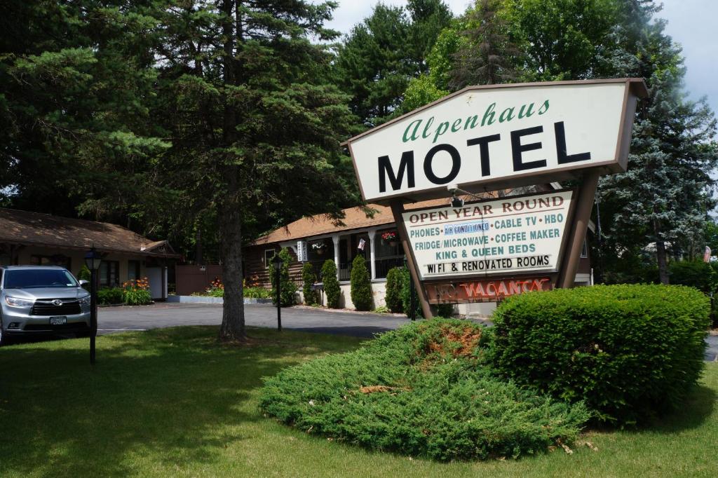Alpenhaus Motel image
