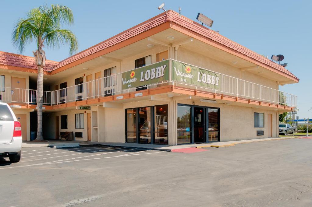 Vagabond Inn Bakersfield North image
