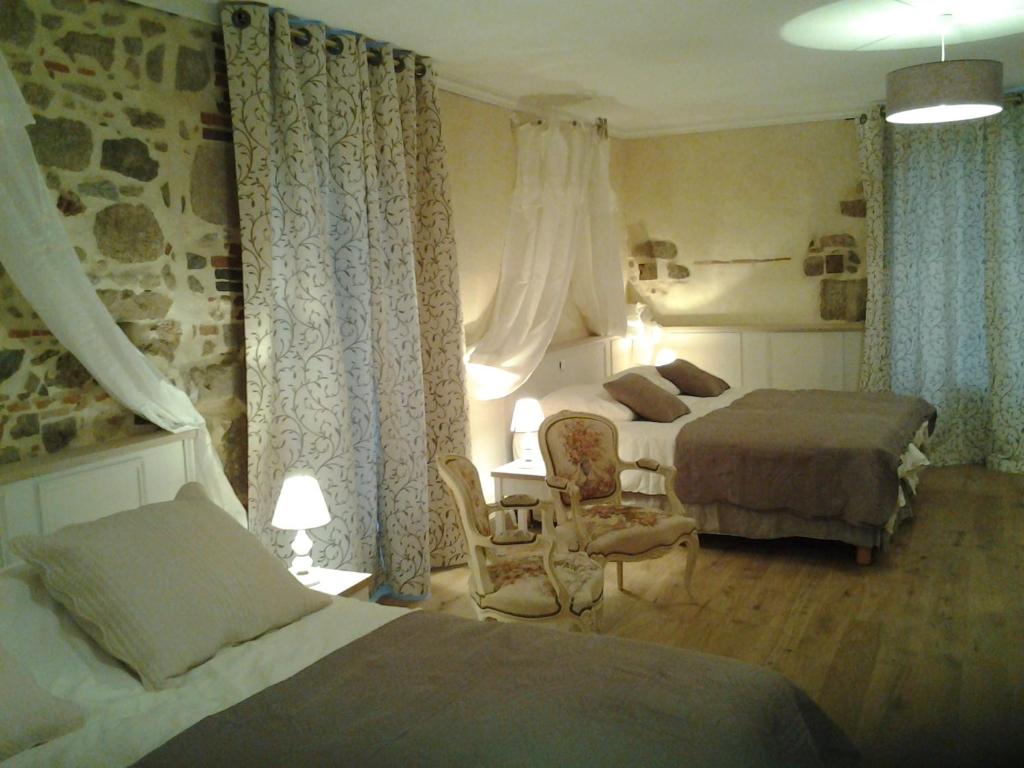 Le Manoir "Aux Douves" photo 1