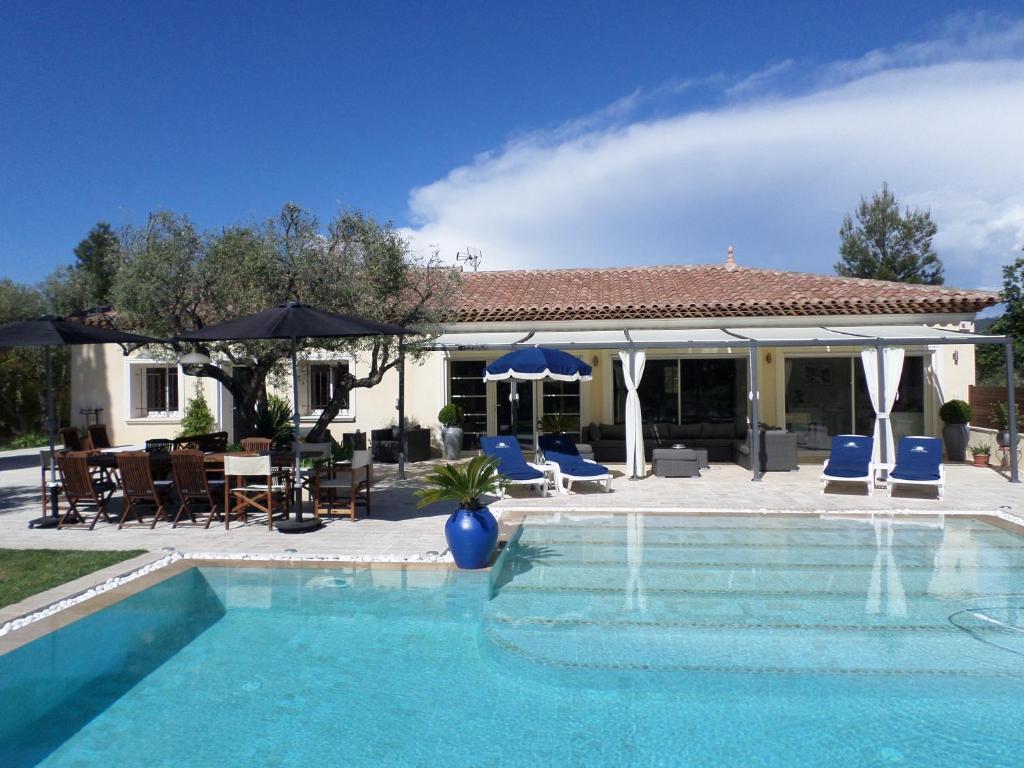 location Villa avec piscine chauffée photo 3