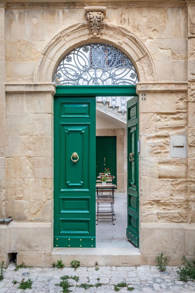 Palazzo Montalbano photo 1