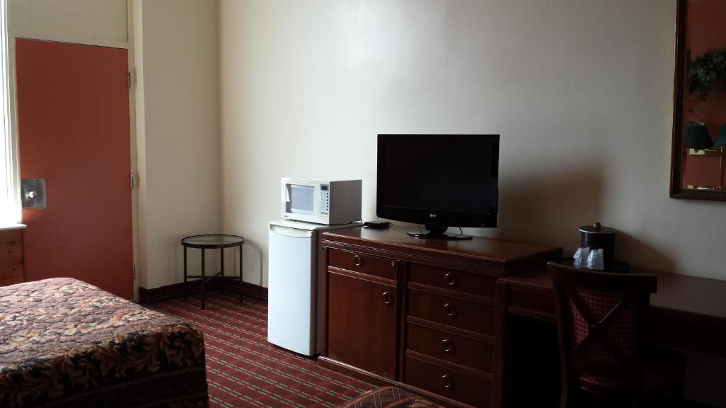 Midtown Hotel photo 4