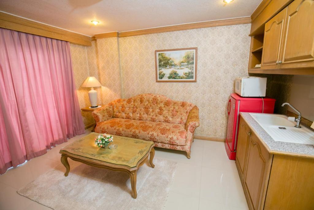 Сьюит (Двухместный люкс с 2 отдельными кроватями), Le Paradis Bangkok Hotel & Residence