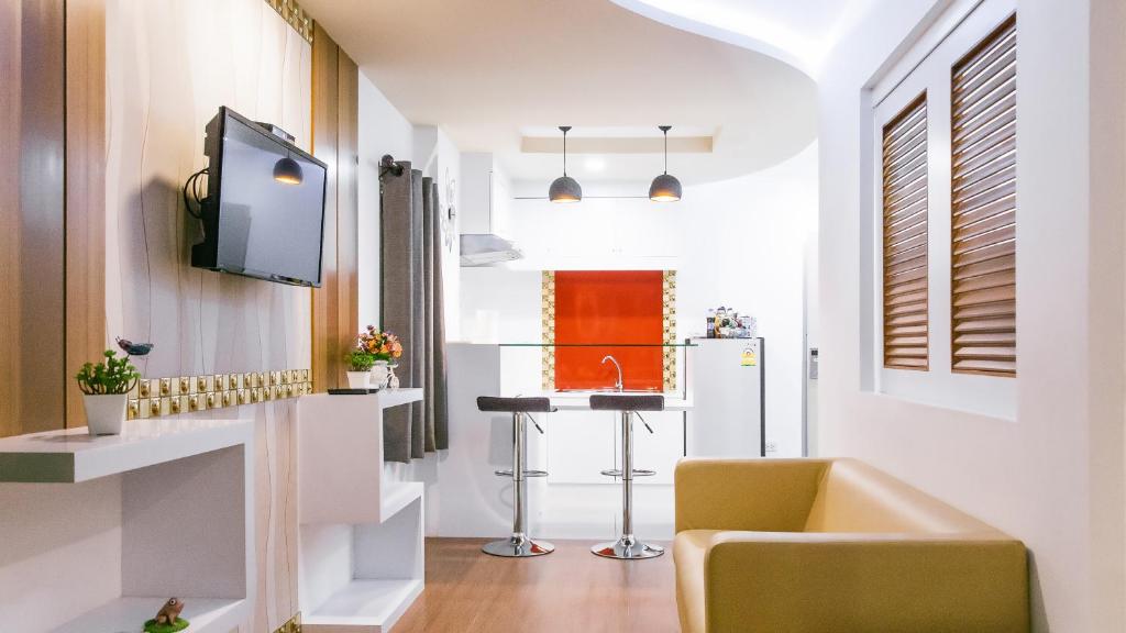 Апартаменты (Люкс с кроватью размера «king-size» - Для некурящих), Sunset Residence Pinklao