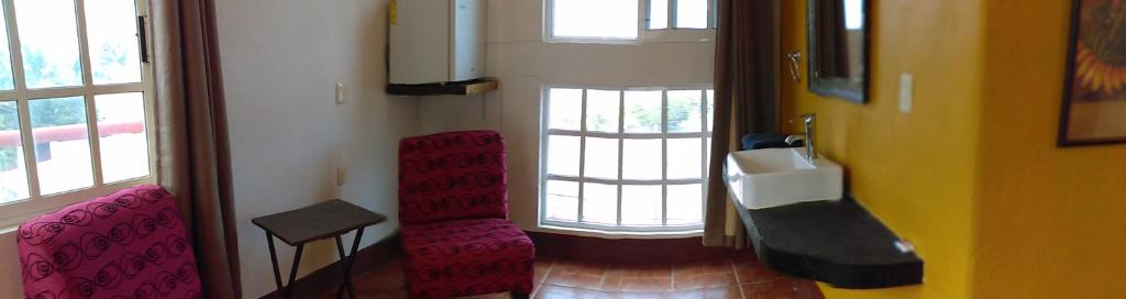 Hotel y Bungalows Monteverde photo 3