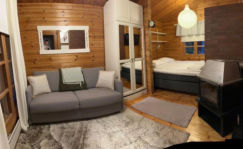 Villa Safari, Finland Proper