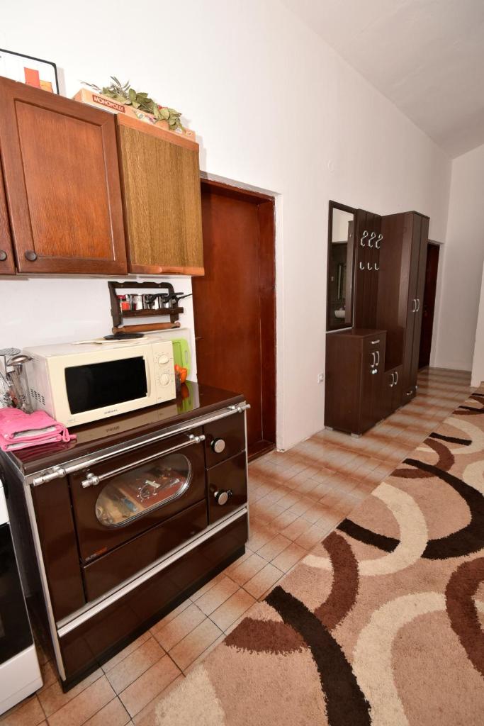 Вилла (Апартаменты с 4 спальнями, террасой и видом на море), Guest House Vukmarković