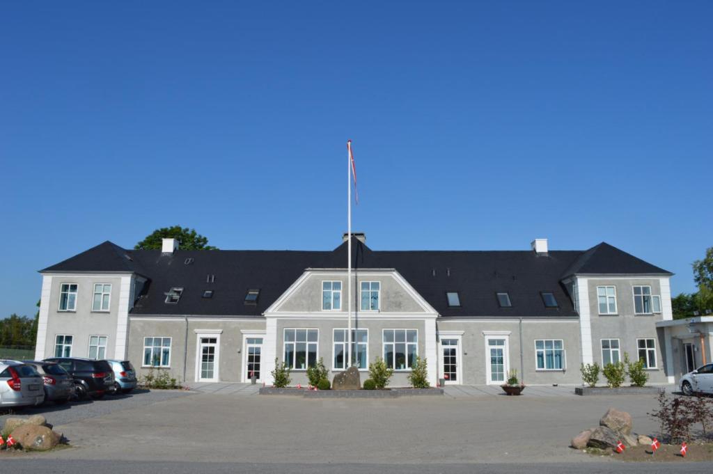 Femhøj photo 1