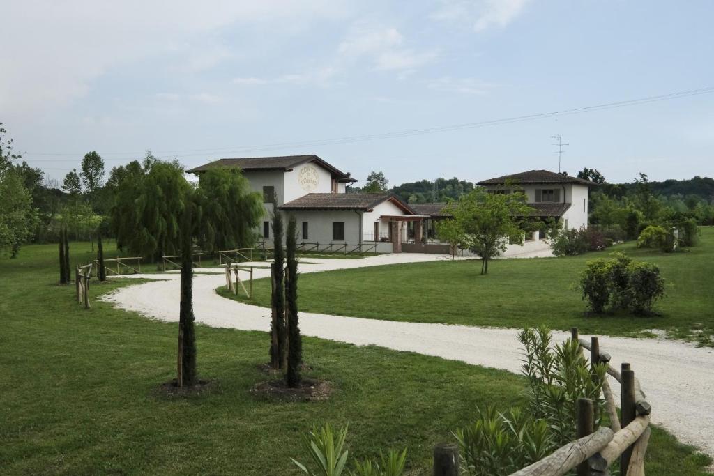 Corte di Tosina photo 1