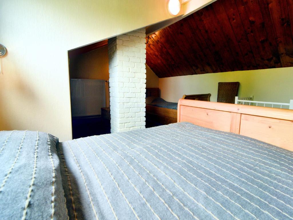 Comfortable Villa, Paliseul - Tap to explore photos