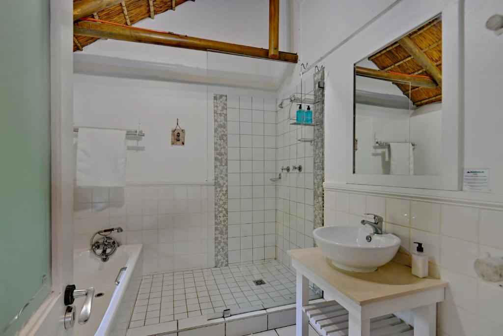 BonBini Guest House - Tap to explore photos
