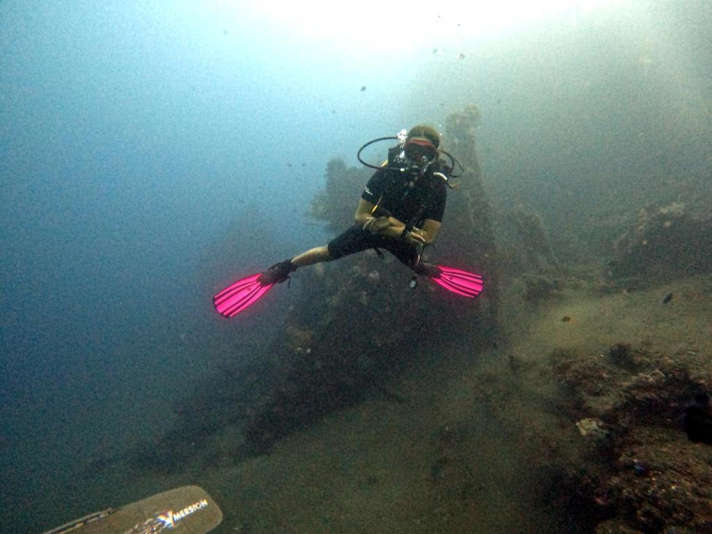 Dhita Bila Bungalows & Dive photo 4
