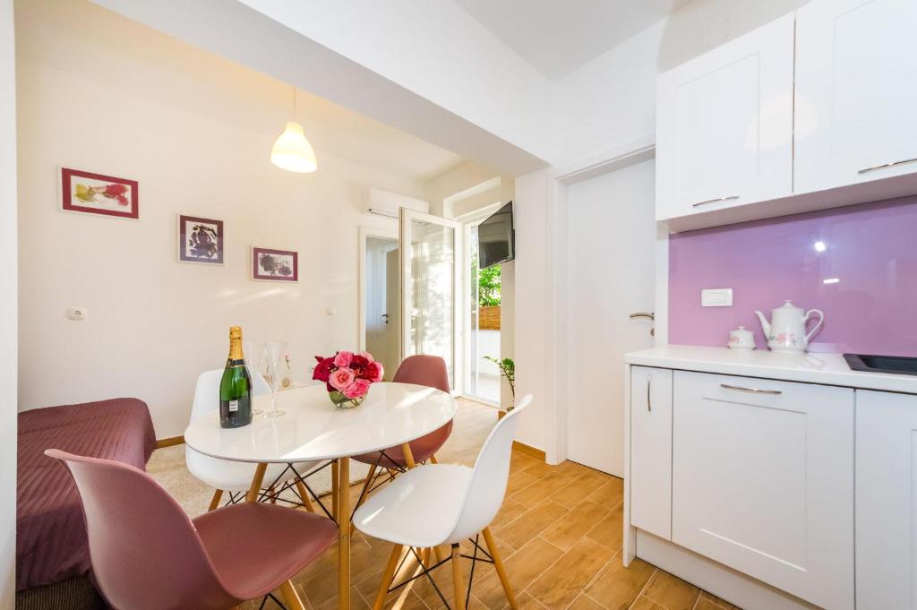 Apartment Lavander photo 1