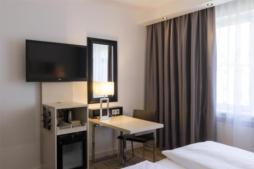 Scandic Berlin Kurfürstendamm Room Type - Standard Double Room
