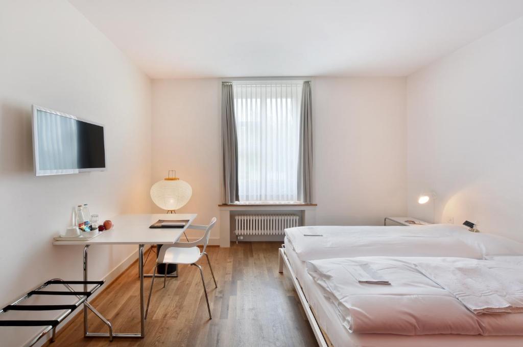 Двухместный (Классический номер с кроватью размера «queen-size»), Hotel im Schlosspark
