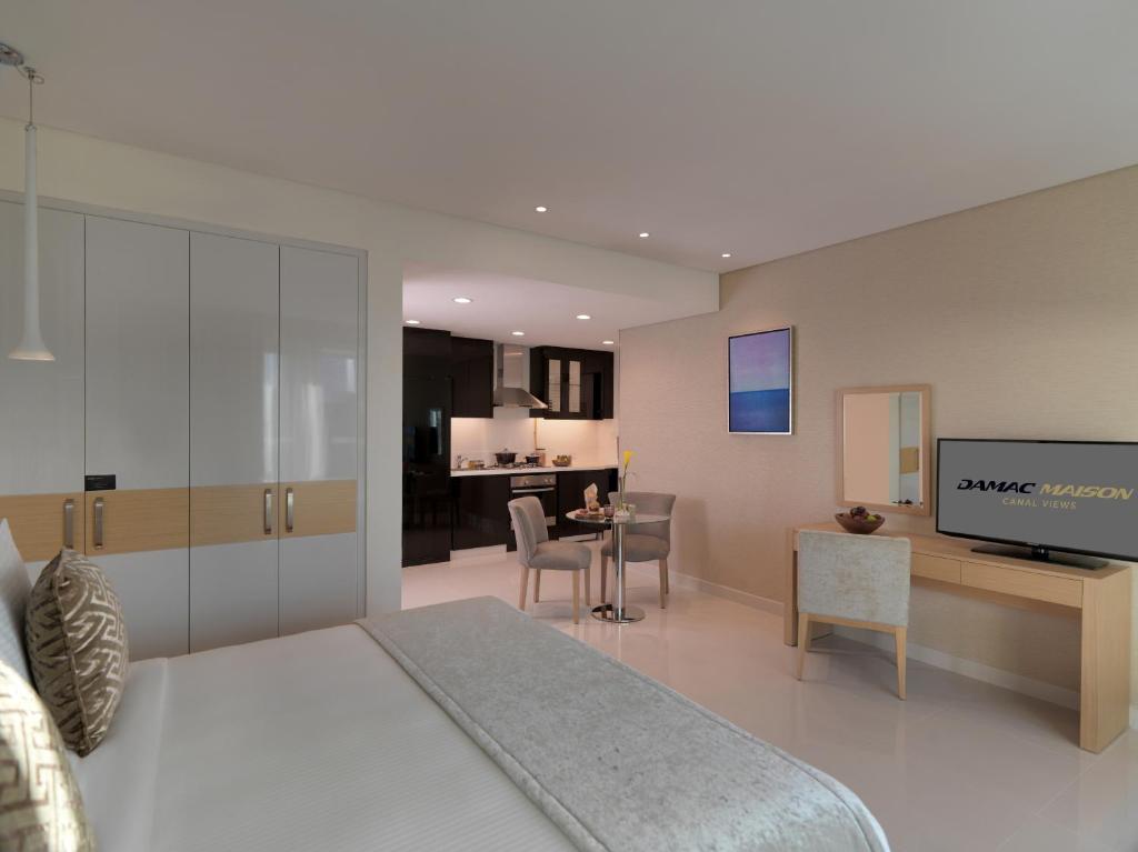 Студио (Номер Делюкс с видом на канал), Апарт-отель DAMAC Maison Canal Views