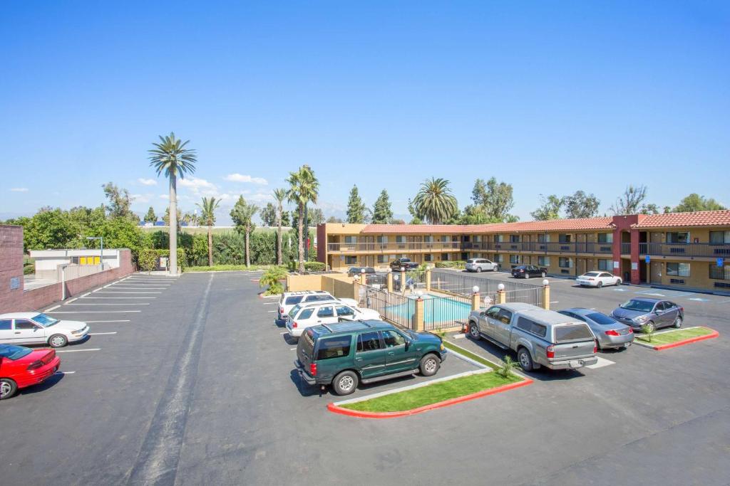 Hotel Seville image